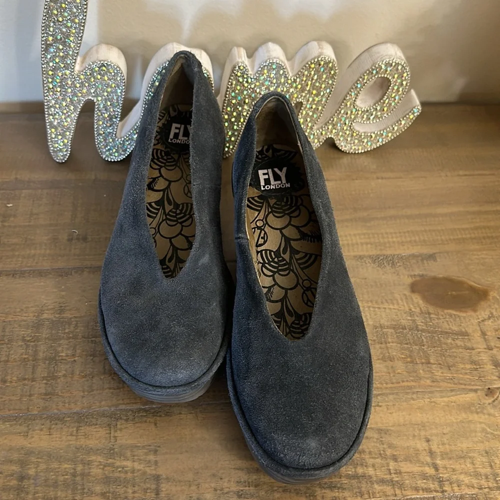 Fly London YAZ Gray Suede Wedge Shoes Slip On Comfort Platform Size 7